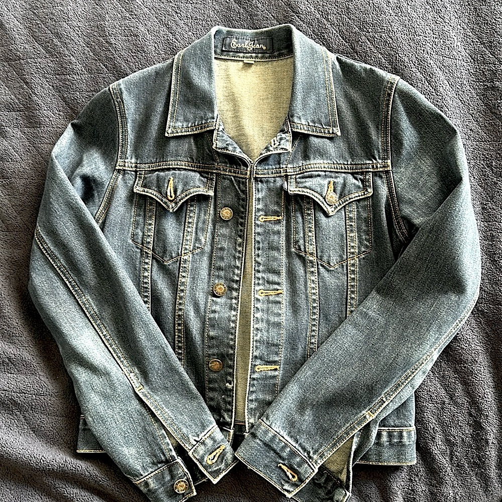 Earl Jeans denim jacket size Small